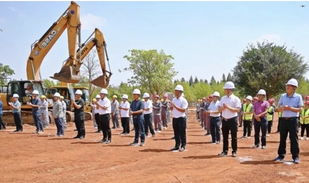 巴中市增发国债森林草原防火道路建设项目.jpg